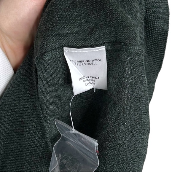 Peter Millar V-Neck Merino Wool Sweater - Picture 6 of 6